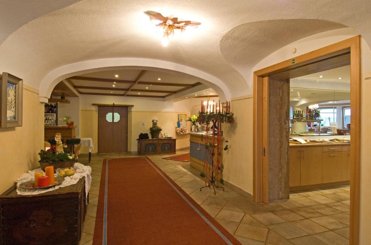 Gasthof Weberbauer Scheffau am Wilden Kaiser Luaran gambar